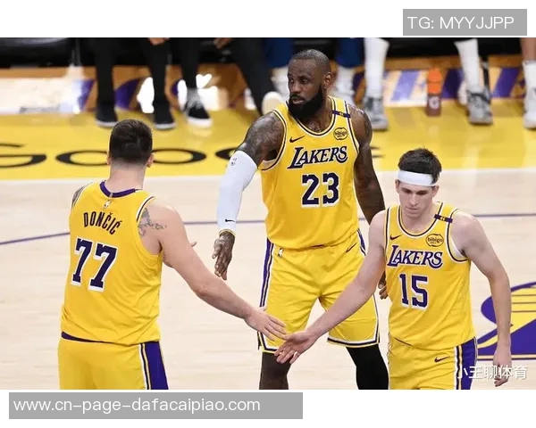 里夫斯背靠背狂砍92分创湖人队史新高自科比以来首次如此表现